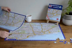 A To Z Map Of Kingston Upon Hull 1000 Piece Jigsaw -All Jigsaw Puzzles AJP13581 A to Z Kingston upon hull 1000 puzzle lifestyle 2