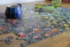 Natural History Museum - Beetles 1000 Piece Jigsaw Puzzle -All Jigsaw Puzzles DSC5095