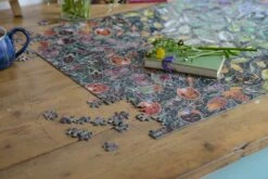 Natural History Museum - Beetles 1000 Piece Jigsaw Puzzle -All Jigsaw Puzzles DSC5101