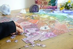 Natural History Museum - Minerals 1000 Piece Jigsaw Puzzle -All Jigsaw Puzzles DSC5122