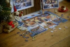 Dogs In A Christmas Cottage Garden 1000 Or 500Piece Jigsaw Puzzle -All Jigsaw Puzzles DSC5450wr