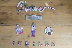 The Queen's Platinum Jubilee 2022 According To Blower 1000 Or 300 Piece Jigsaw Puzzle -All Jigsaw Puzzles RWB10243 Blower Jubilee 300 piece jigsaw puzzle 6